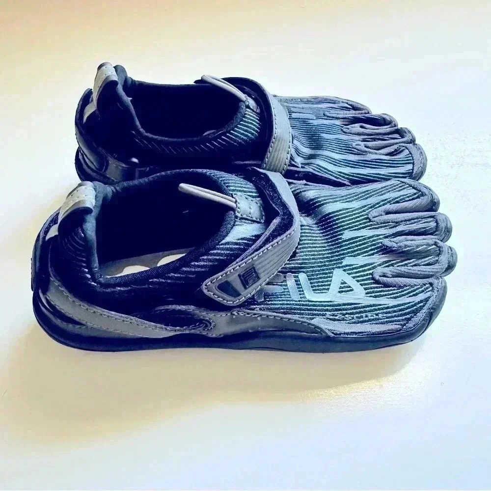 NWOT Fila Skele-Toes Slide Shoes
